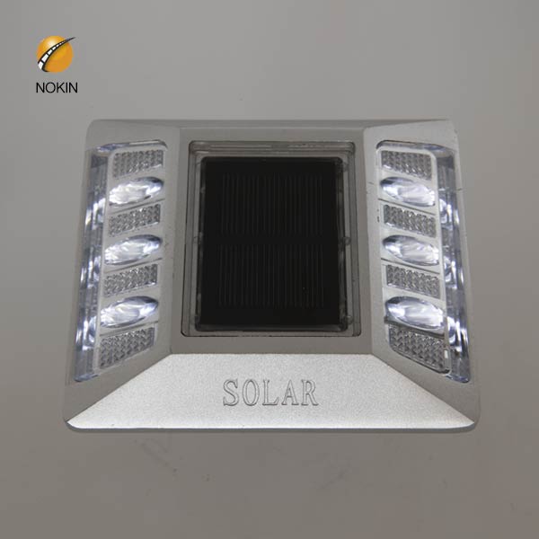 ODM Solar Cat Eyes Price With Spike